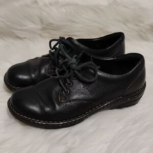 SALE! Born Black Leather Oxfords Women's Shoes 7.5 Worn 3X Max #47
